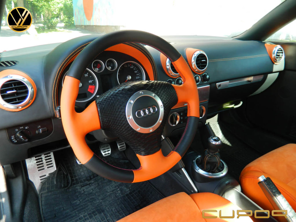 audi-tt-helm-2